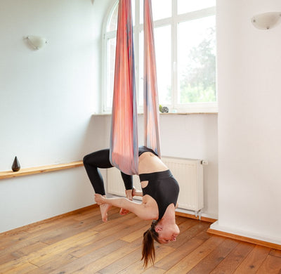 Die Positiven Auswirkungen von Aerial Yoga