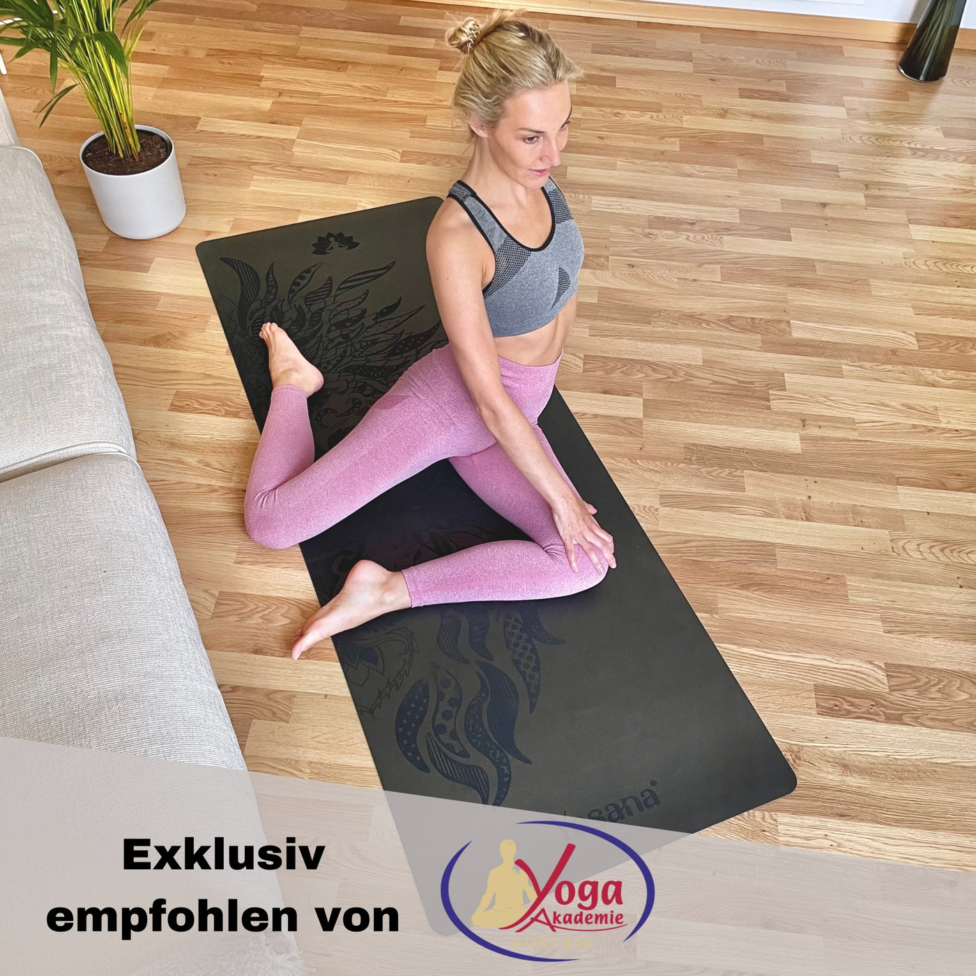 Yogamatte Studioline Ultra-Grip "Black Lion" inkl. Tragegurt - YOSANA